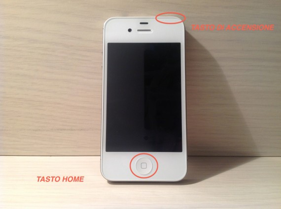 Spegnere iPhone senza tasto con la funzione Spegni