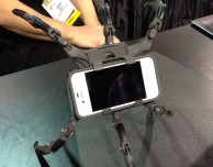 Lethal Protection Life-Phorm, una dock per iPhone decisamente originale [CES 2012]