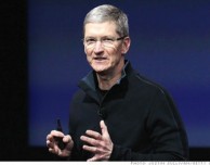 Tim Cook parla di dividendi, di divisione delle azioni e degli accordi su nuovi contenuti per iTunes
