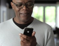 Samuel L. Jackson e Zooey Deschanel in due nuovi spot per l’iPhone 4S e Siri