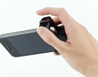 Shutter Grip: il pulsante esterno per scattare foto con l’iPhone 4/4S
