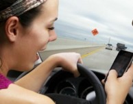 In California non puoi controllare le mappe su iPhone mentre sei alla guida