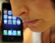 Quattro italiane su cinque “soffrono” di dipendenza da smartphone