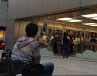 A Tokyo c’è già chi è in fila per l’iPhone 5S