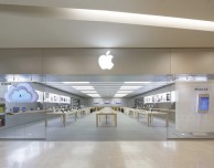 Lavorare in un Apple Store: ecco i segreti svelati da due dipendenti italiani