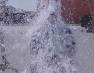 Dr. Dre decide di accettare la sfida “Ice Bucket” lanciatagli da Tim Cook