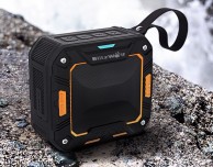 BlitzWolf porta in Italia lo speaker waterpfoof e un kit vivavoce per auto