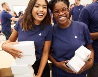 Gli Apple Store avranno nuove posizioni lavorative, nuove denominazioni per le posizioni esistenti e un nuovo “credo”