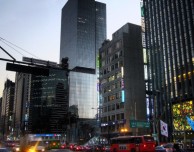 Apple come un troll: vuole aprire uno store di fronte alla sede di Samsung in Corea del Sud