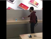 Francia: l’uomo che distrusse gli iPhone condannato a pagare oltre 17.000 euro