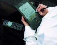 Apple Newton compie 25 anni: flop o apripista della nuova Apple?