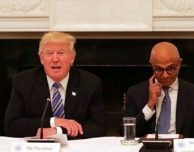 Tim Cook propone a Trump la programmazione delle app come materia obbligatoria nelle scuole