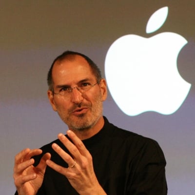 Steve Jobs: “Sto bene e resterò CEO di Apple”