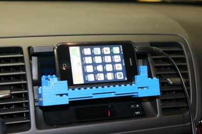 stand_iphone_lego