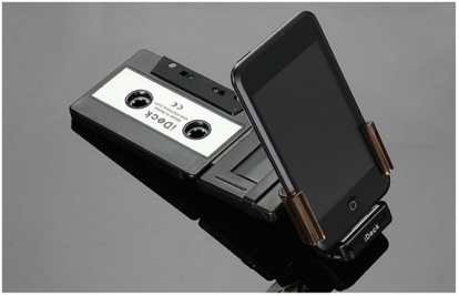 iphone-ideck-mounted