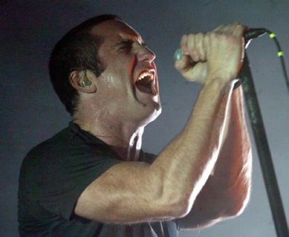 trent-reznor09-4-7