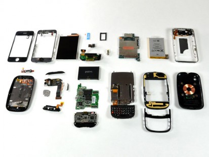 Il Palm Pre disassemblato è simile ad iPhone