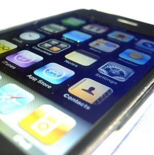 Strategy Analytics: gli utenti iPhone sono insoddisfatti dell’autonomia della batteria