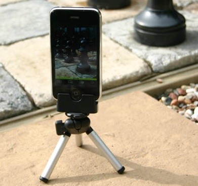 Blur Tripod: un treppiede per iPhone