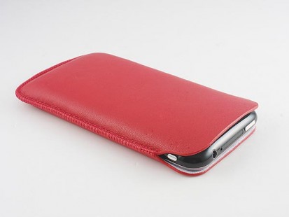 Wool-Made Puch per iPhone 3G e 3GS