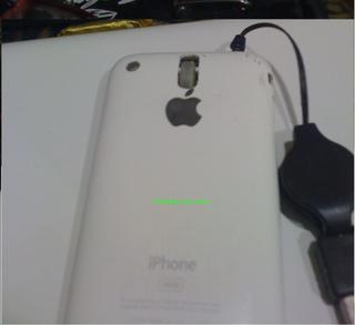 i-m0d iPhone: la cover originale dell’iPhone diventa un mouse!