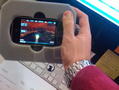 Un volante per iPhone…in gommapiuma!