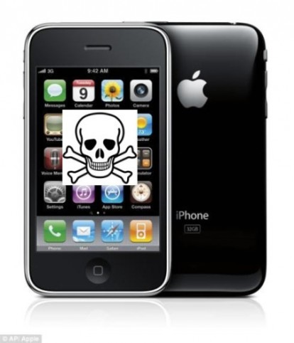 Pwn2Own: trovata una falla di sicurezza su iPhone tramite Safari