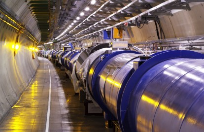 Large Hadron Collider: un nuovo rapporto tra smartphone e scienza