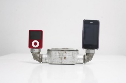 Un doppio dock per iPhone ed iPod