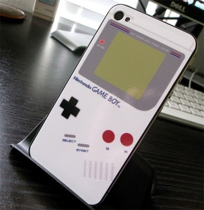 Skin Game Boy per iPhone 4