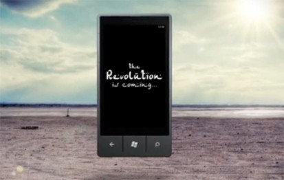 Spot Windows Phone 7 promette: ‘la rivoluzione sta per arrivare!’