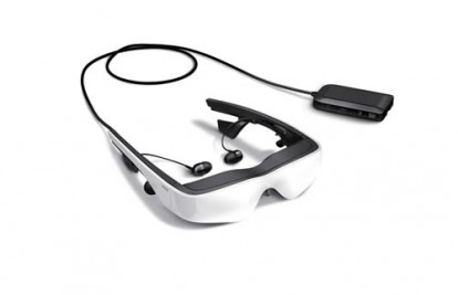 Carl Zeiss presenta gli occhiali 3D per iPhone 4