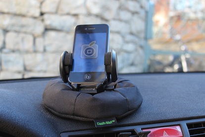 Dash-Mat: il supporto da auto universale [Recensione iPhoneItalia]