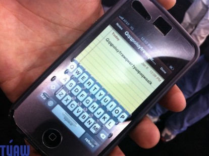 CES 2011: 4iThumbs, la pellicola che ti fa “toccare” i tasti