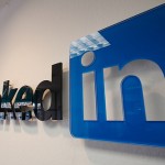 L’app di LinkedIn raccoglie ed invia i dati personali senza autorizzazione [AGGIORNATO]