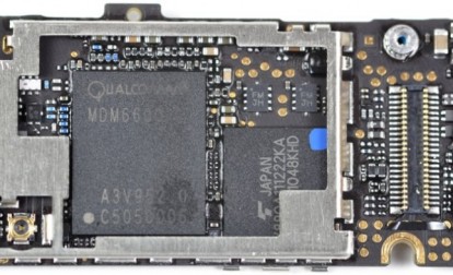 iFixt scopre il chip dual-mode CDMA-GSM sull’iPhone 4 di Verizon