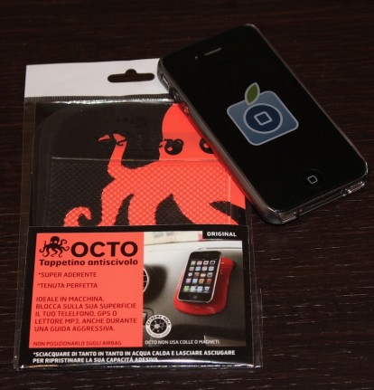OCTO by OutOfStyle for iPhone: il tappetino antiscivolo che non si scarica mai! [VideoRecensione iPhoneItalia]