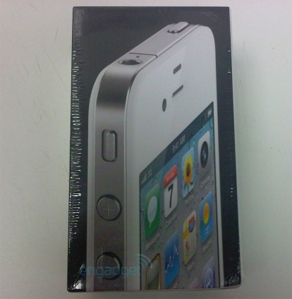 L’iPhone 4 bianco è già realtà e Engadget ne mostra le prime foto!