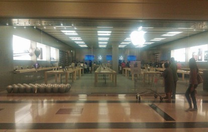 Spinblog a Rozzano per seguire l’apertura del nuovo Apple Store!