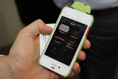IFA2011: VooMote Zapper, il nuovo dispositivo per controllare la TV, e non solo, tramite iPhone