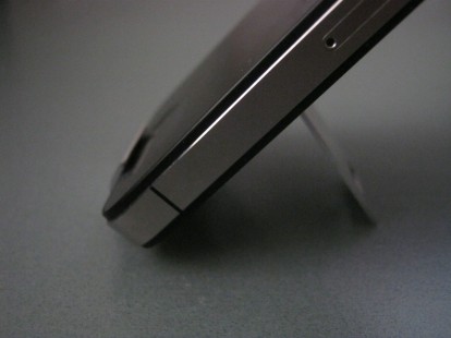 Si scrive “iStand in alluminio”, si legge “praticità ed eleganza” – la recensione di iPhoneItalia