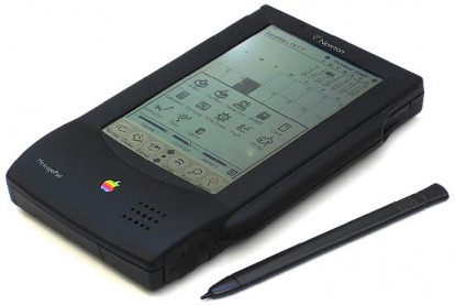 Newton, il prodotto Apple tanto odiato da Steve Jobs che diede vita ad iPhone e iPad