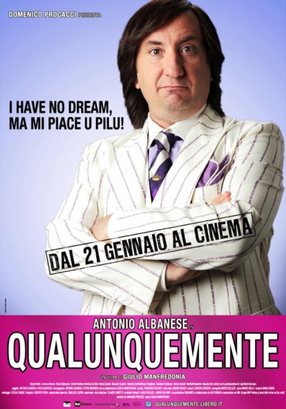 Il Film della settimana scelto da iPhoneItalia #43: la recensione di “Qualunquemente” (2011) [iTunes Movie]