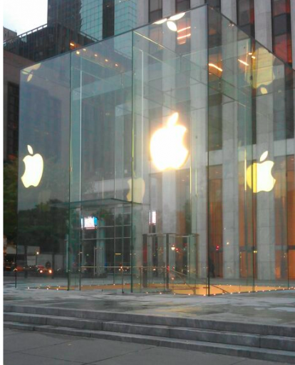 Apple Store della Fifth Avenue: Apple svela il nuovo cubo