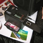 Pics2Go: l’iPhone diventa uno scanner fotografico [CES 2012]