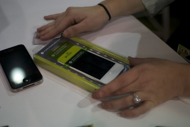 Custodia Magnetica Per IPhone 16, Protezione Militare 4,5m, Con 2 Pellicole Privacy E Cover Fotocamera, Retro Opaco