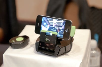 Swivl: il supporto automatizzato per le riprese video [CES 2012]