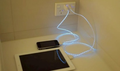 Dexim Visible Green Smart Charger, il cavo di ricarica che si illumina quando connesso alla corrente