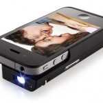 Aiptek i15: un nuovo mini proiettore per iPhone 4/4S
