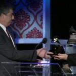 Eddy Cue ritira il Grammy in onore di Steve Jobs per i suoi contributi nel settore musicale